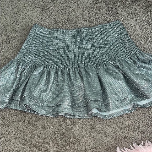Silver Ruffle Skirt - Picture 4 of 5